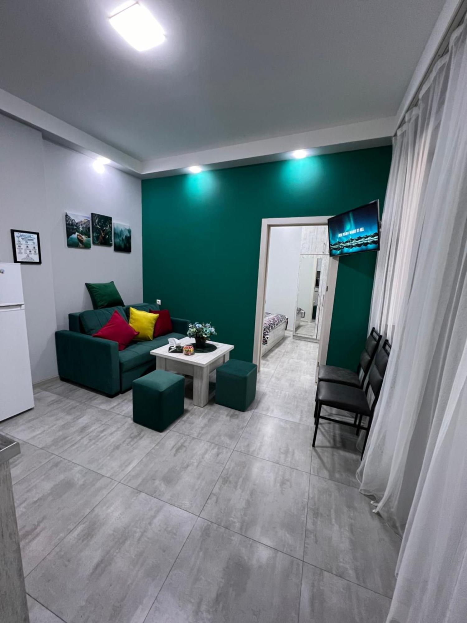 Cosy Apartment With Good Location Self Check In Ереван Екстериор снимка