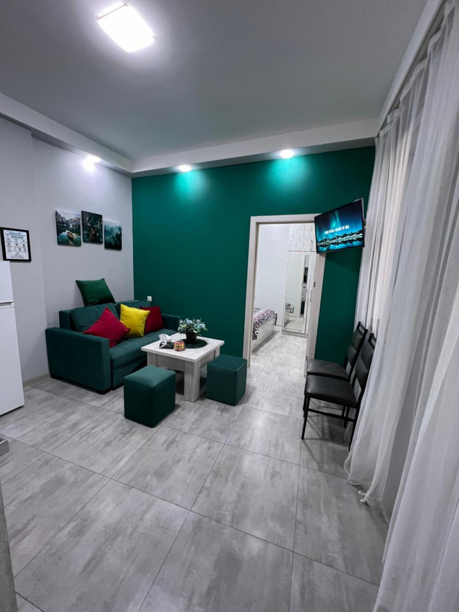 Cosy Apartment With Good Location Self Check In Ереван Екстериор снимка